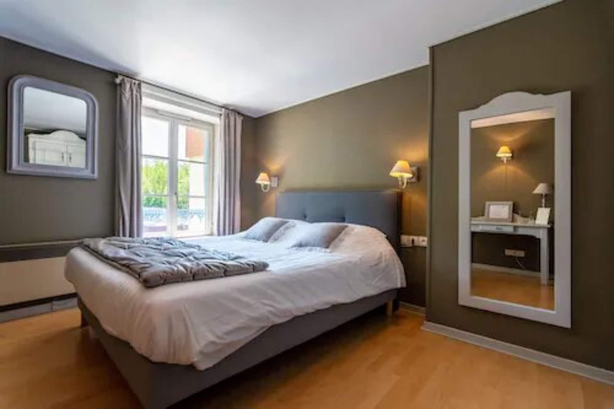 The Originals Boutique, Hotel De La Balance, Montbéliard المظهر الخارجي الصورة