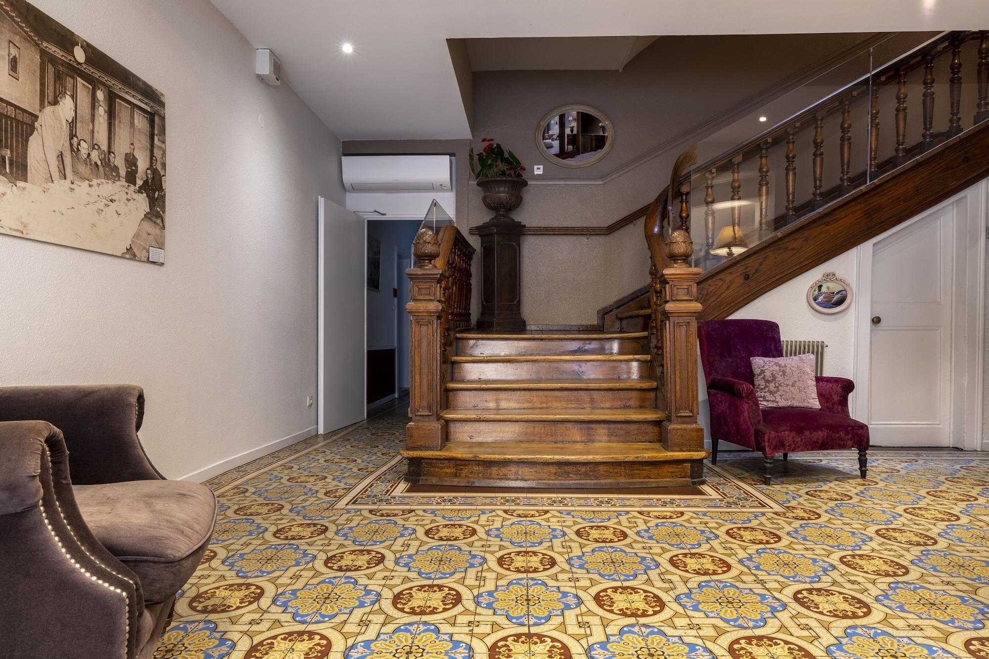 The Originals Boutique, Hotel De La Balance, Montbéliard المظهر الخارجي الصورة