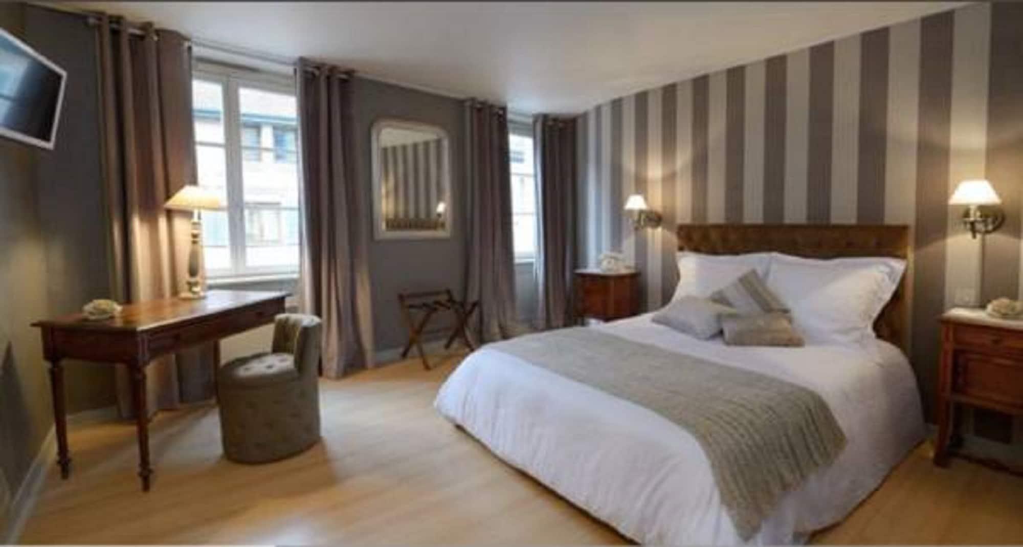 The Originals Boutique, Hotel De La Balance, Montbéliard المظهر الخارجي الصورة