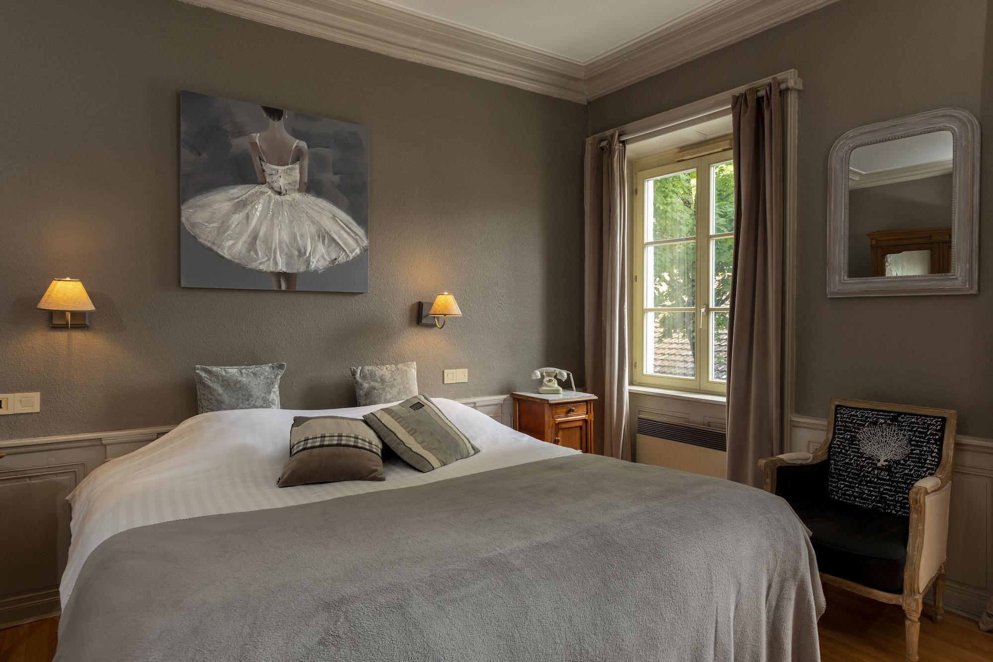 The Originals Boutique, Hotel De La Balance, Montbéliard المظهر الخارجي الصورة