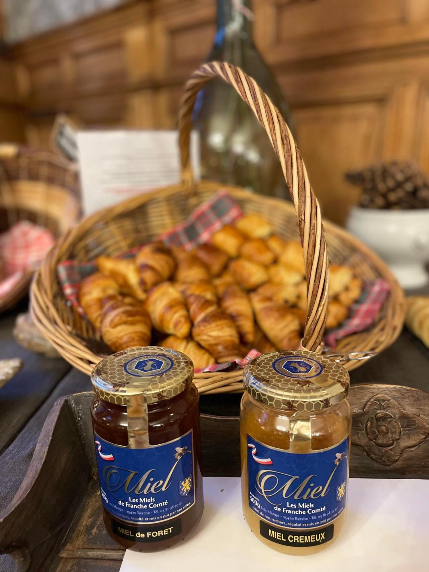 The Originals Boutique, Hotel De La Balance, Montbéliard المظهر الخارجي الصورة