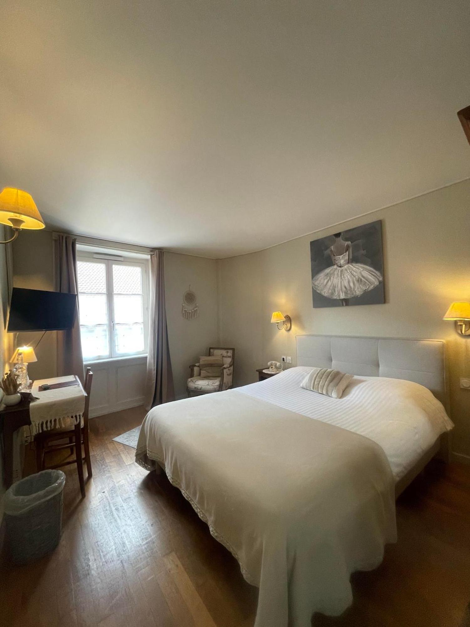 The Originals Boutique, Hotel De La Balance, Montbéliard المظهر الخارجي الصورة